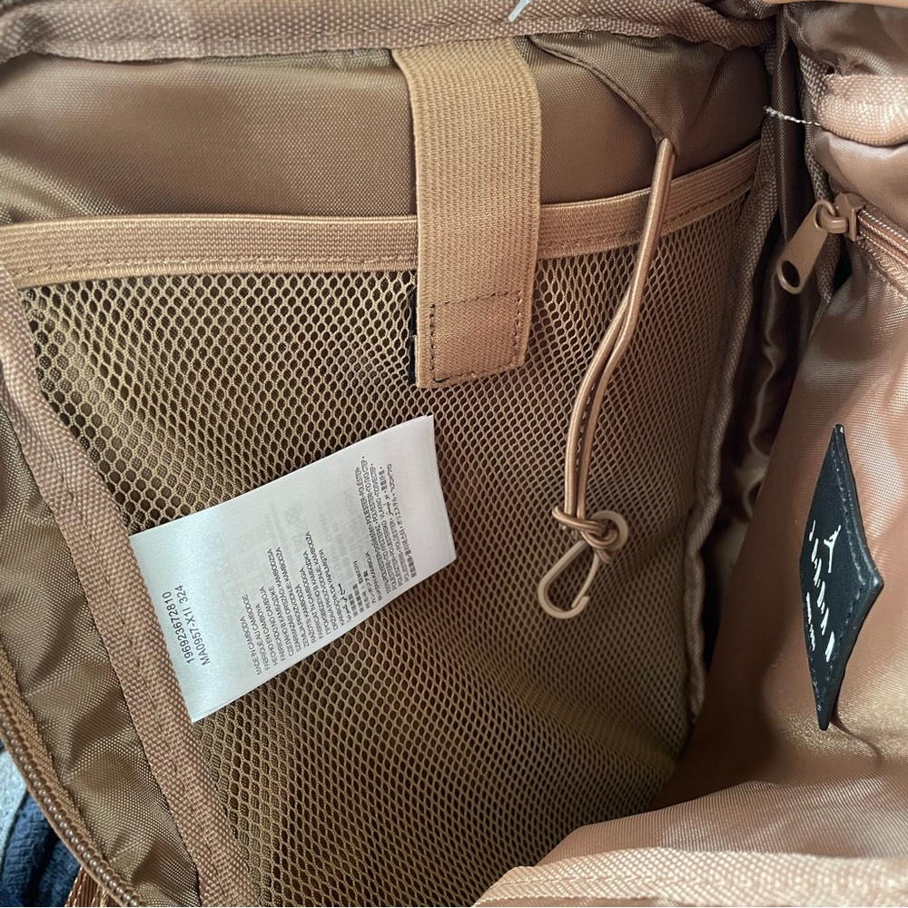 Nike Air Jordan Collectors Crossbody Bag (3L) Mens Womens New With Tags - Brown - Picture 5 of 9